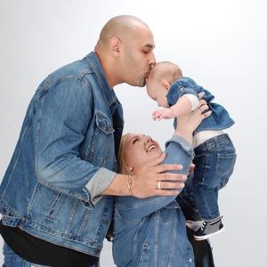 Meet your Posher, Ayendi